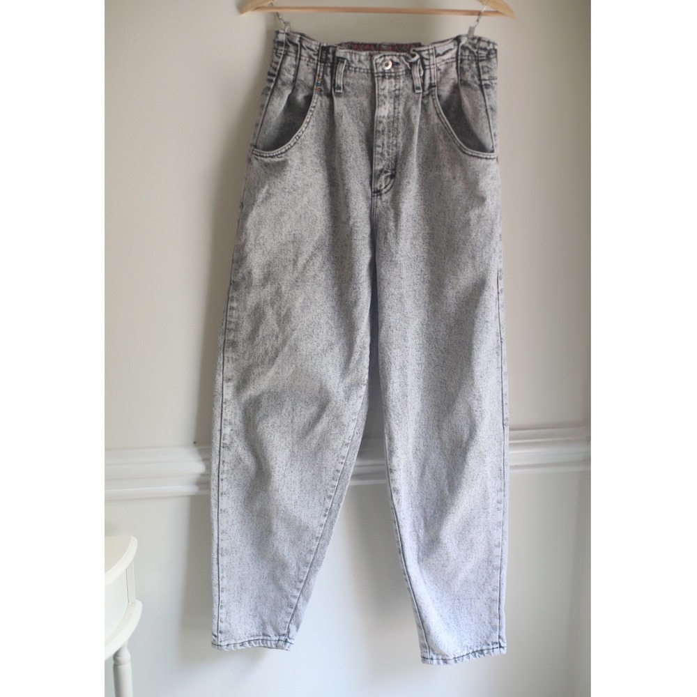 Vintage 80s 90s Lee Acid Wash High Waisted Pleated Jeans Paisley Waistband 28